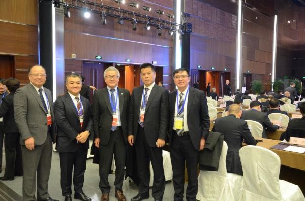 總經理與參加論壇的兗礦集團、日本東芝公司代表